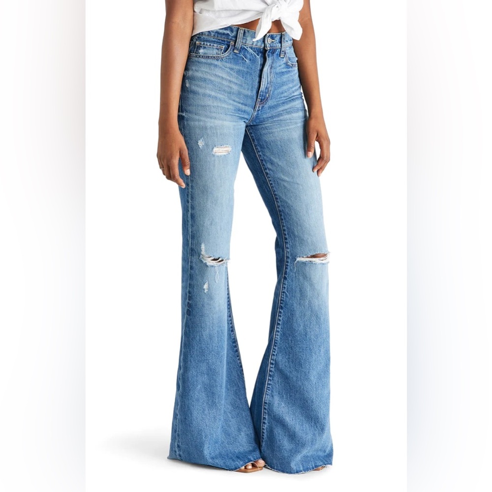 Etica “Nina” Wide Leg Jeans. Size 31, new with tags, never worn.